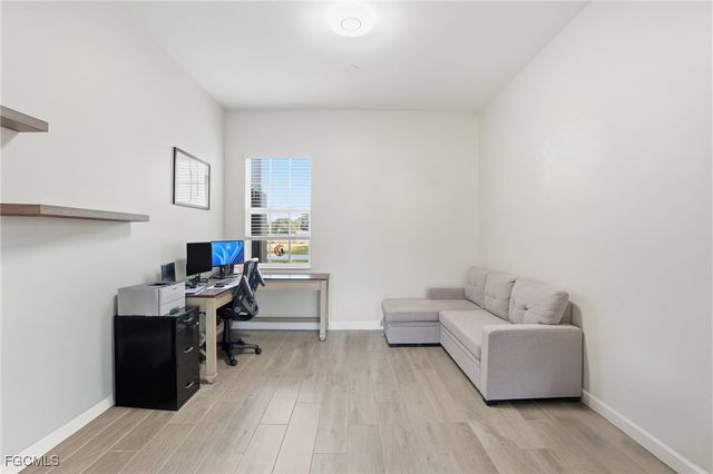 17040 Serengeti CIR, Alva, FL 33920