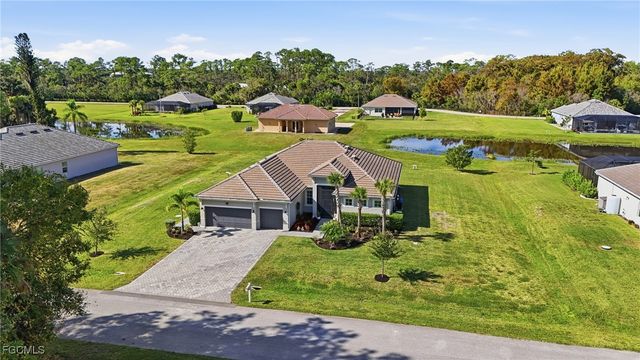 17040 Serengeti CIR, Alva, FL 33920