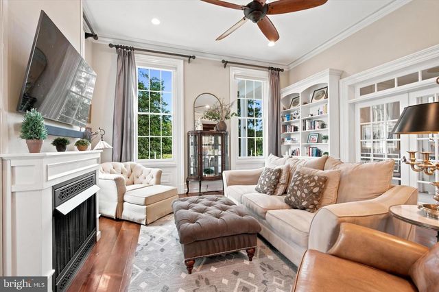 150-152 HIGH ST, Mullica Hill, NJ 08062