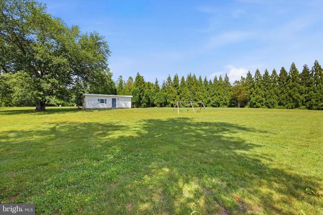 150-152 HIGH ST, Mullica Hill, NJ 08062