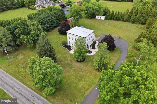 150-152 HIGH ST, Mullica Hill, NJ 08062