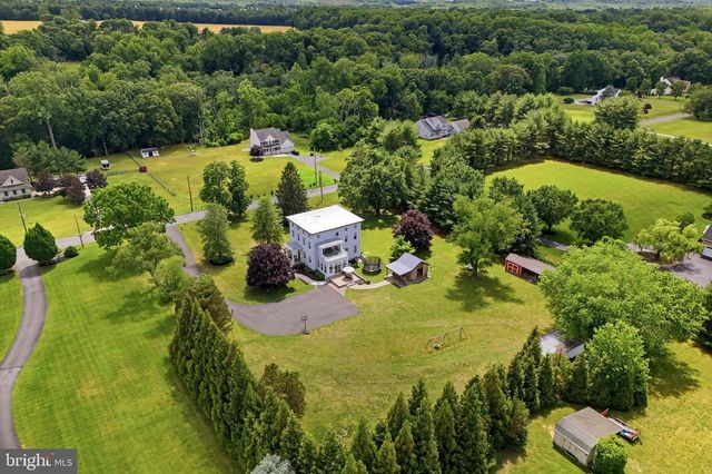 150-152 HIGH ST, Mullica Hill, NJ 08062