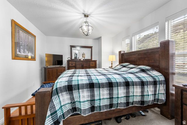 33 E ANN ARBOR DR, Draper, UT 84020