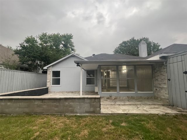 2725 Covington Drive, Garland, TX 75040