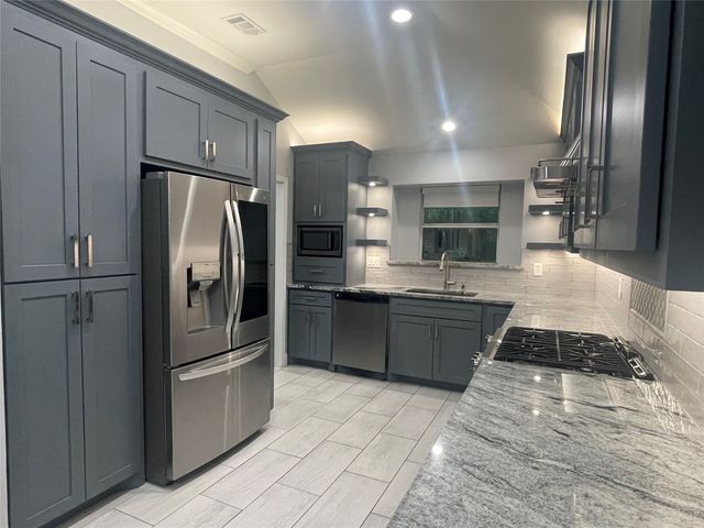 2725 Covington Drive, Garland, TX 75040
