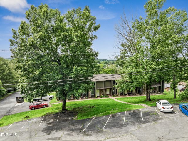 1419 Colony Park Drive, Johnson City, TN 37604