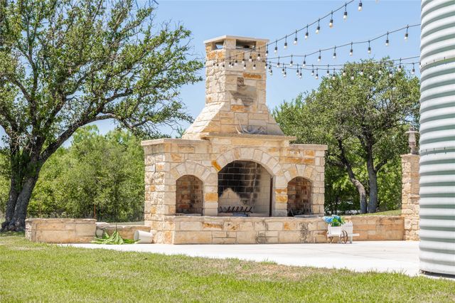 3612 HWY 1689, Comanche, TX 76442