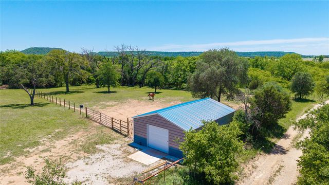 3612 HWY 1689, Comanche, TX 76442