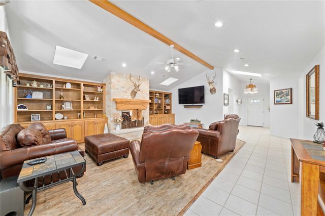 3612 HWY 1689, Comanche, TX 76442