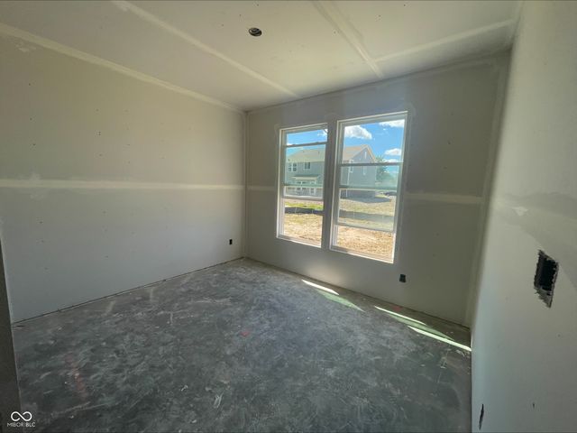 9557 Hemingway Drive, Indianapolis, IN 46239