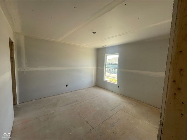 9557 Hemingway Drive, Indianapolis, IN 46239
