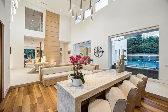 311 Brown Saddle Street, Houston, TX 77057