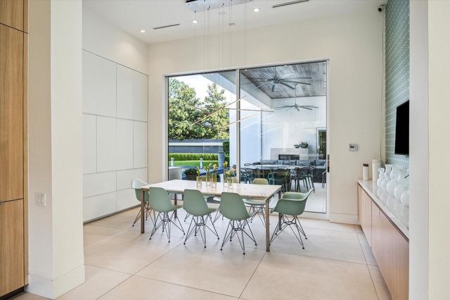 311 Brown Saddle Street, Houston, TX 77057