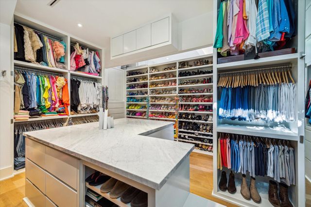 311 Brown Saddle Street, Houston, TX 77057