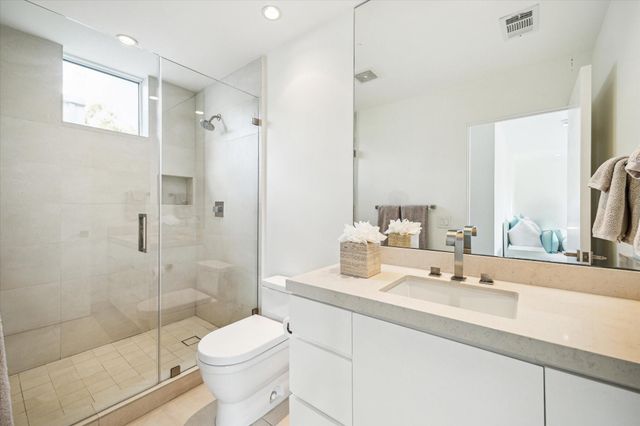 311 Brown Saddle Street, Houston, TX 77057