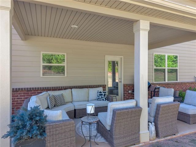 8033 Louis Drive, Locust Grove, GA 30248