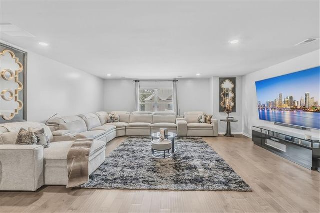 8033 Louis Drive, Locust Grove, GA 30248