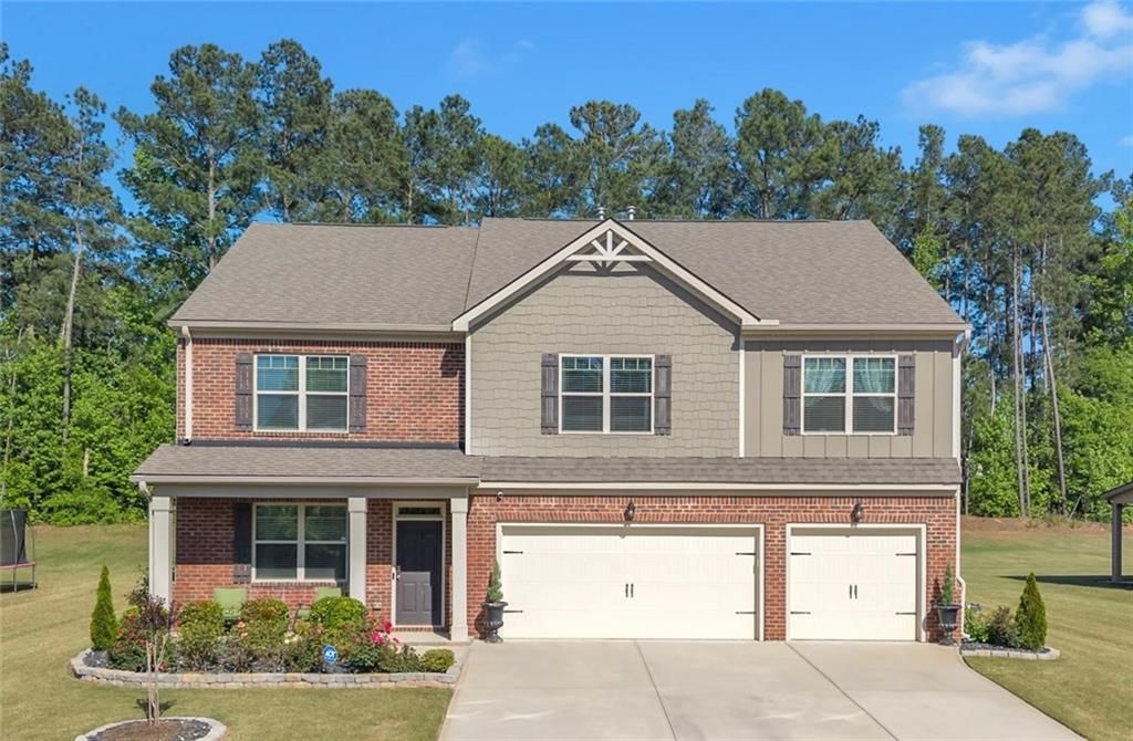 8033 Louis Drive, Locust Grove, GA 30248