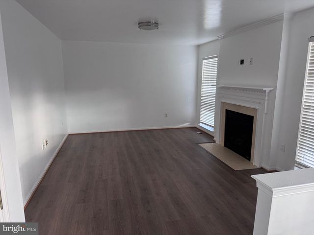 2004 TAYLOR GRACE CT, Winchester, VA 22601