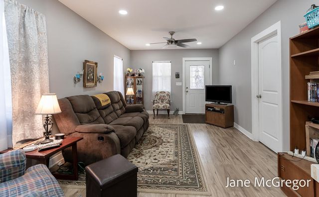 3124 5th Street, Muskegon, MI 49444