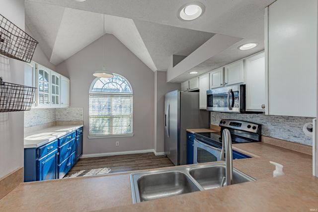 4150 Shadwell Drive, Evansville, IN 47715