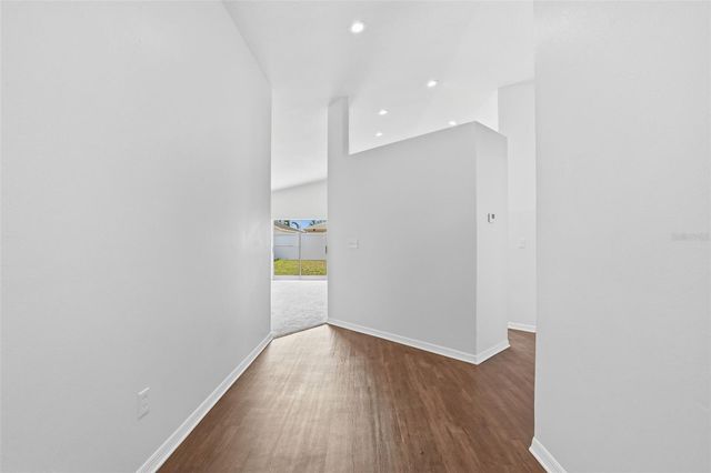 522 BETH ANN STREET, Valrico, FL 33594