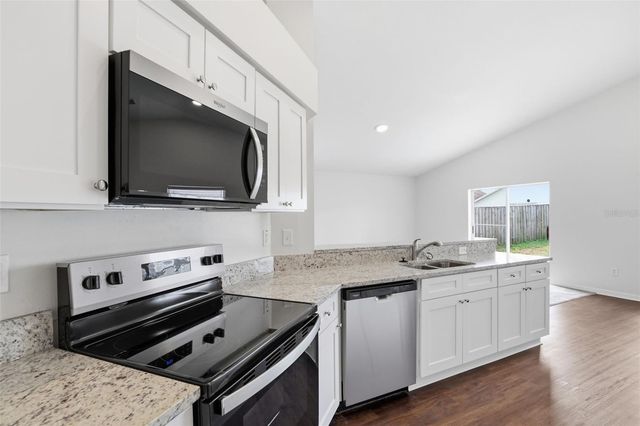 522 BETH ANN STREET, Valrico, FL 33594