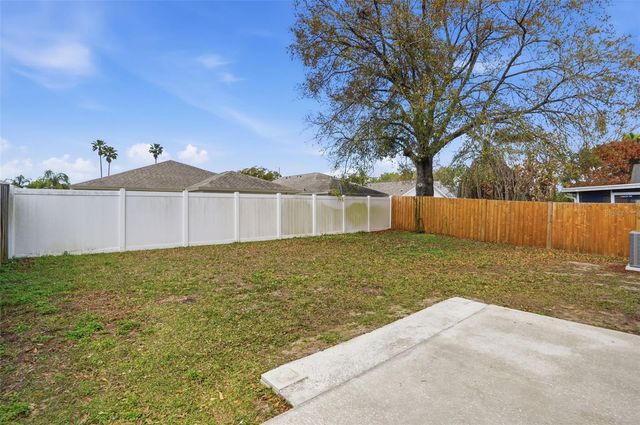 522 BETH ANN STREET, Valrico, FL 33594