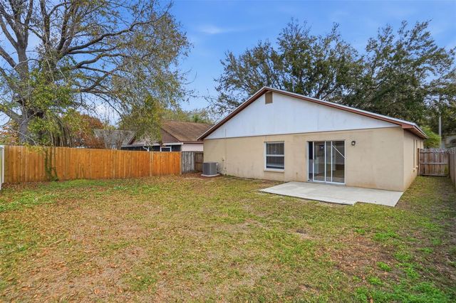 522 BETH ANN STREET, Valrico, FL 33594