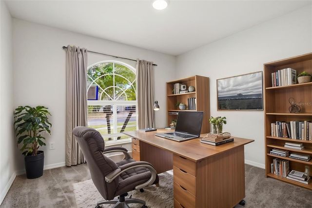 522 BETH ANN STREET, Valrico, FL 33594