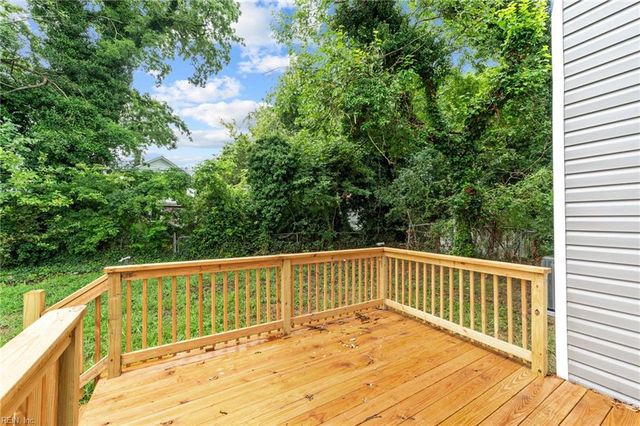1039 33rd ST, Newport News, VA 23607