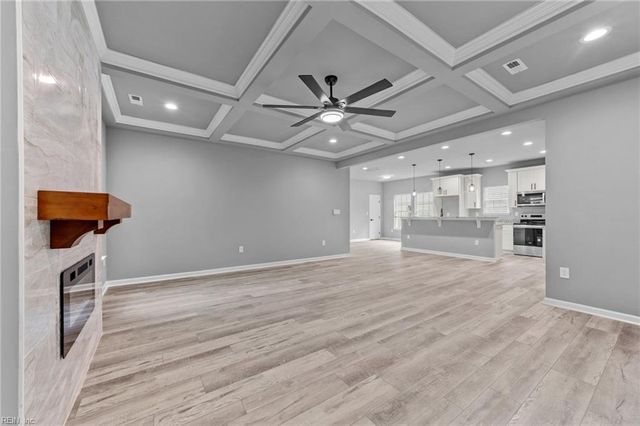 1039 33rd ST, Newport News, VA 23607