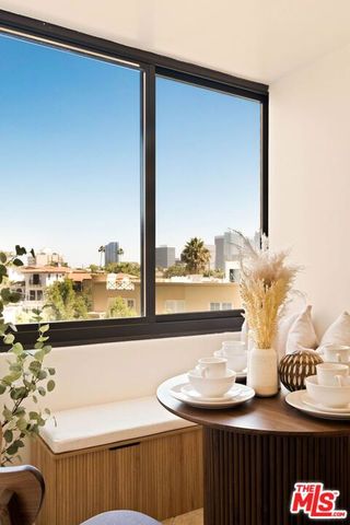 10560 Wilshire Boulevard 404, Los Angeles, CA 90024