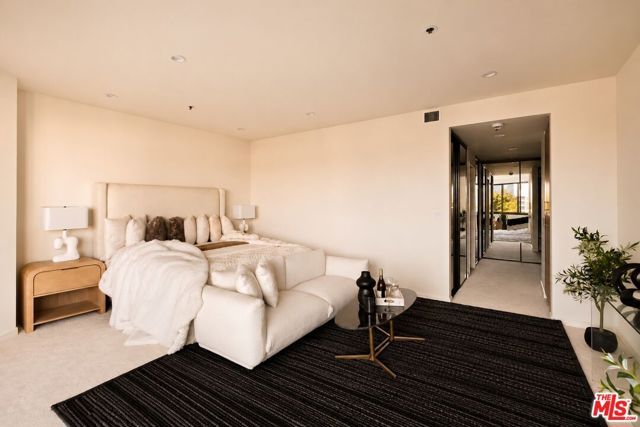 10560 Wilshire Boulevard 404, Los Angeles, CA 90024