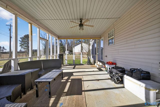 1422 Wilhite Road, Falkville, AL 35622