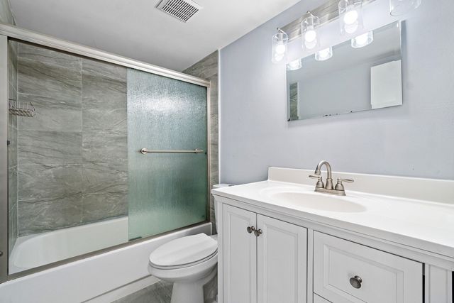 3400 Spanish Wells 52-a, Delray Beach, FL 33445