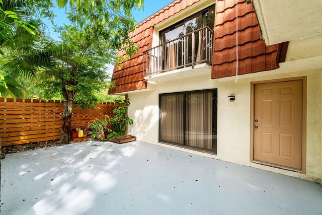 3400 Spanish Wells 52-a, Delray Beach, FL 33445