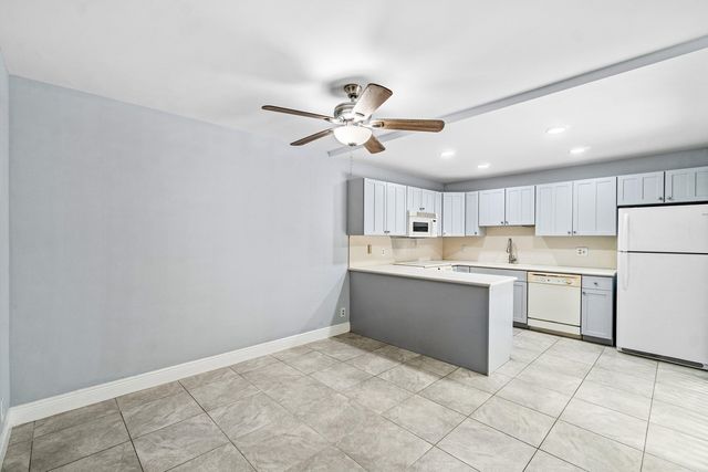 3400 Spanish Wells 52-a, Delray Beach, FL 33445