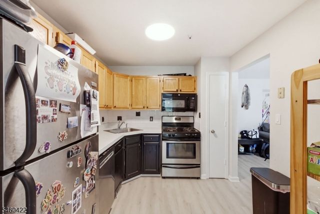 41 Crestview Ln 41, Mount Arlington Boro, NJ 07856