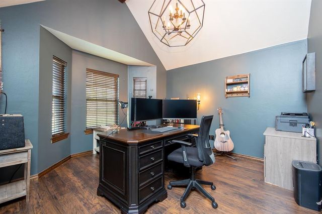 18121 Haslemere Lane, Edmond, OK 73012