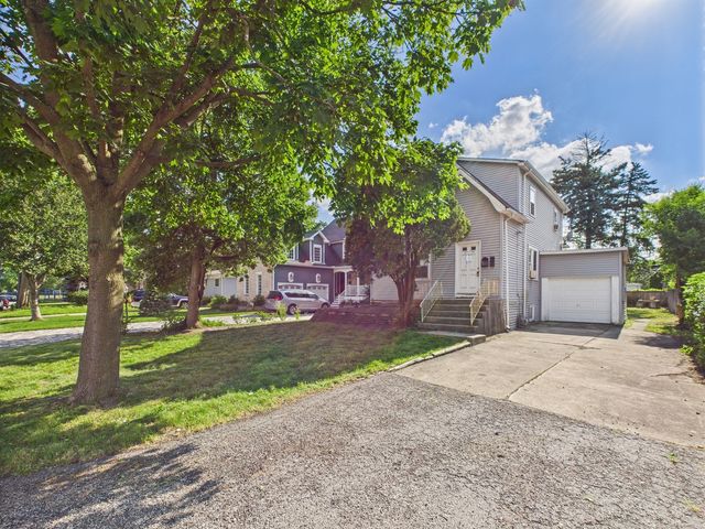 422 Mills Street, Hinsdale, IL 60521