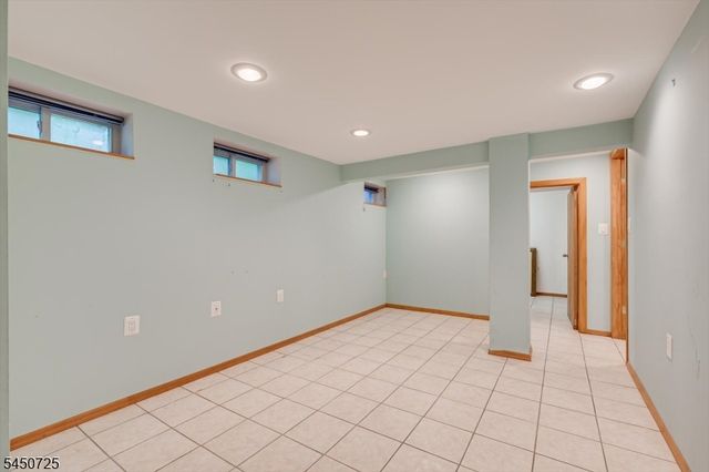 40 Longview Dr, Green Brook Twp., NJ 08812