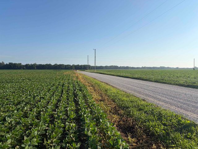 175 N 725 east Crossroads, Monticello, IN 47960