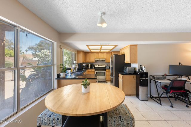 6514 E BEVERLY Lane, Scottsdale, AZ 85254