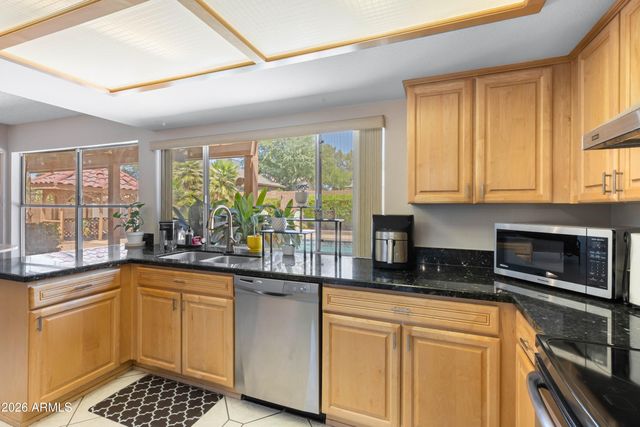 6514 E BEVERLY Lane, Scottsdale, AZ 85254