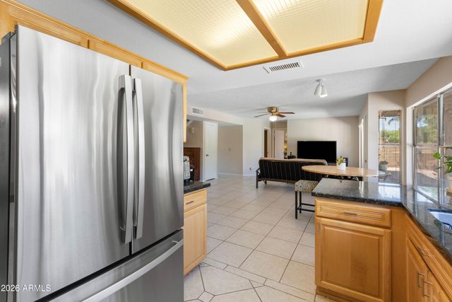 6514 E BEVERLY Lane, Scottsdale, AZ 85254