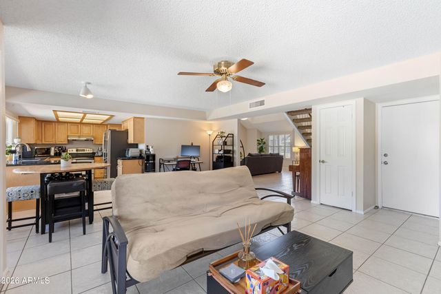 6514 E BEVERLY Lane, Scottsdale, AZ 85254