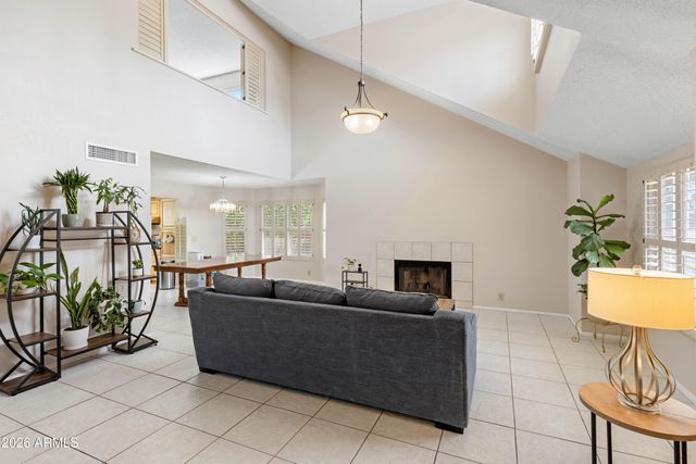 6514 E BEVERLY Lane, Scottsdale, AZ 85254