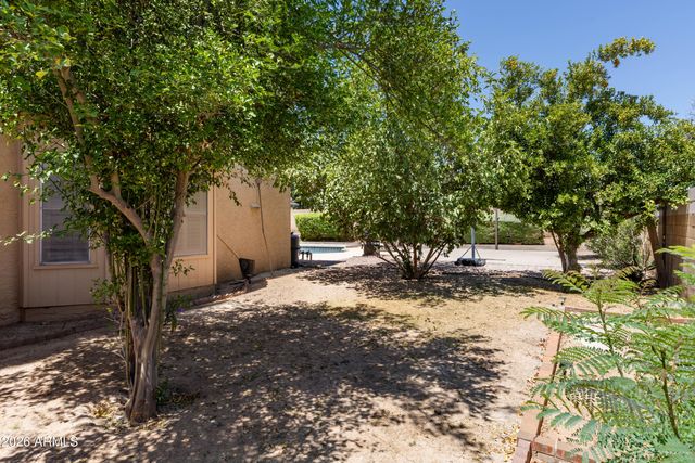 6514 E BEVERLY Lane, Scottsdale, AZ 85254