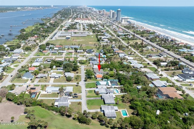 2825 Gladys Terrace, Daytona Beach, FL 32118